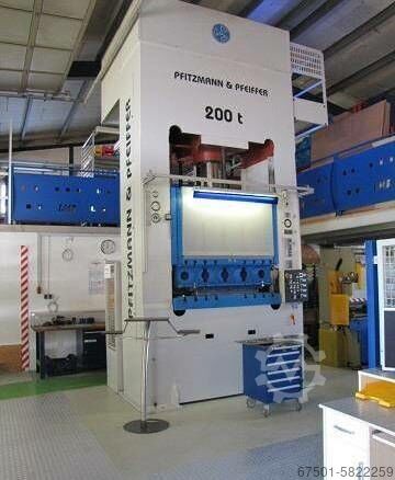 двухколонный гидравлический пресс Pitzmann & Pfeiffer DPZ 200/80 Presse