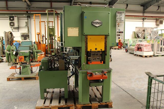 гидравлический высокоскоростной пресс Wanzke SP/F12