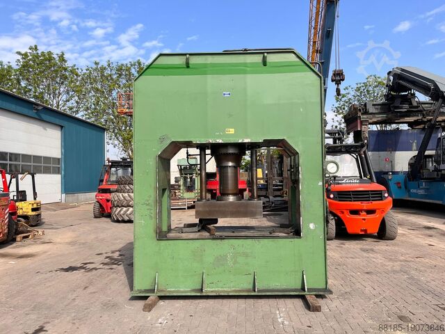 гидравлический пресс Van De Graaf HVK-300