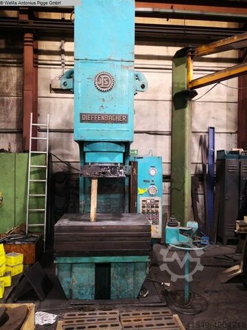 Одностоечный пресс - гидравлический DIEFFENBACHER DE 320 A