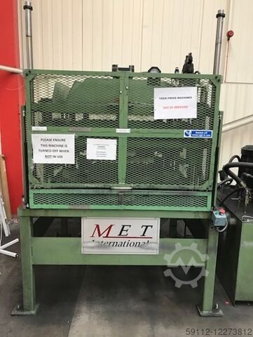 Гидравлический пресс MET INTERNATIONAL FORMING PRESS