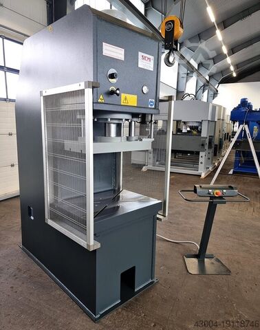 Одноколонный пресс - гидравлический SICMI PCL 100 A