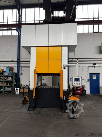 Гидравлический двухколонный пресс MS DCP 77/650