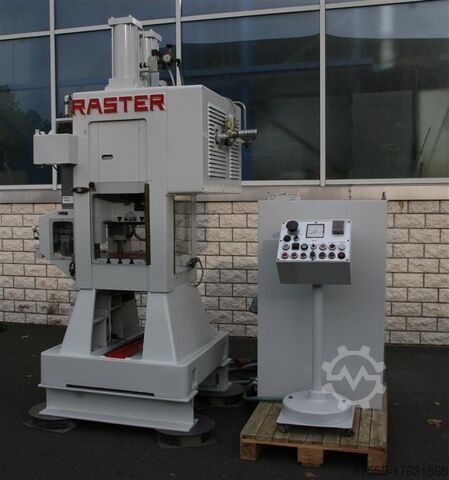 Автоматический вырубной пресс - четырехколонный RASTER HR 30 SL