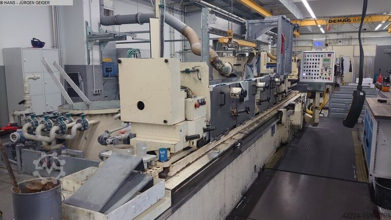 Цилиндрический шлифовальный станок - Внешний вид TOS-HOSTIVAR BUT 63x4000 SP