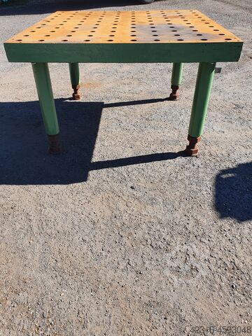 Перфорированная пластина Кованая пластина Сварочный стол  