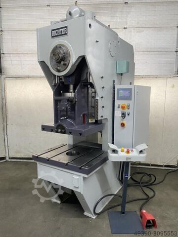 Одноколонный - эксцентриковый пресс RICHTER PEKRS 80