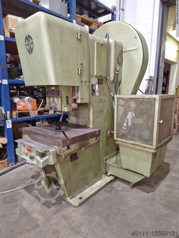 Эксцентриковый пресс - одиночная колонка MÜLLER EXP 60 SF/HK