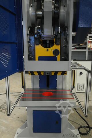 Эксцентриковый пресс 80 тонн - С-образная рама Fresan FP 80P Eccentric Press