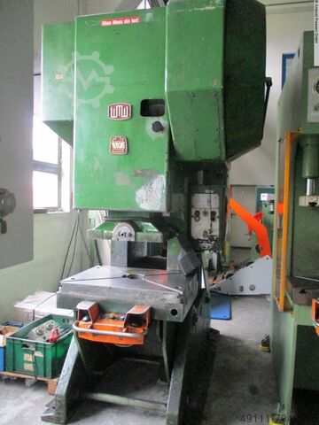 Эксцентриковый пресс - одиночная колонка ZEULENRODA PEDN 63/2