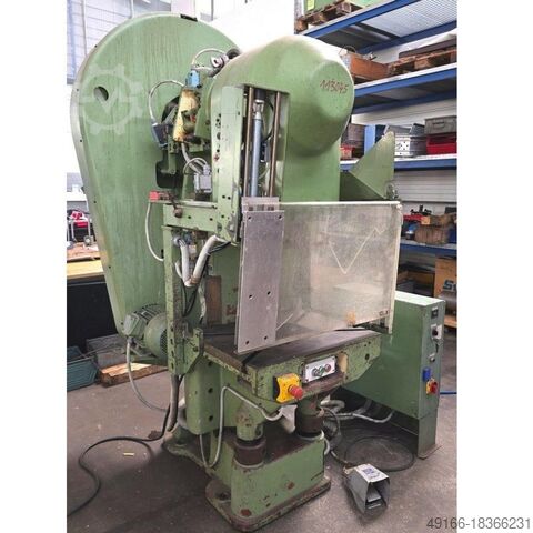 Эксцентриковый пресс - одиночная колонка HENSEL EBU 50