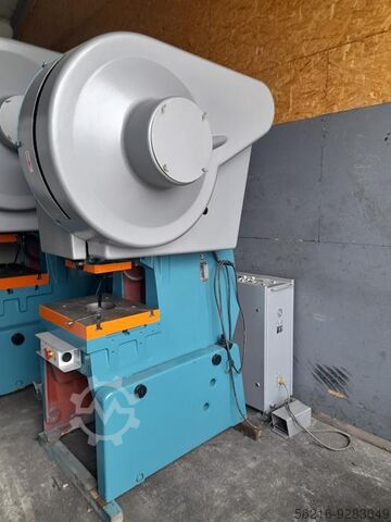 Эксцентрический пресс SMERAL LEN 25C