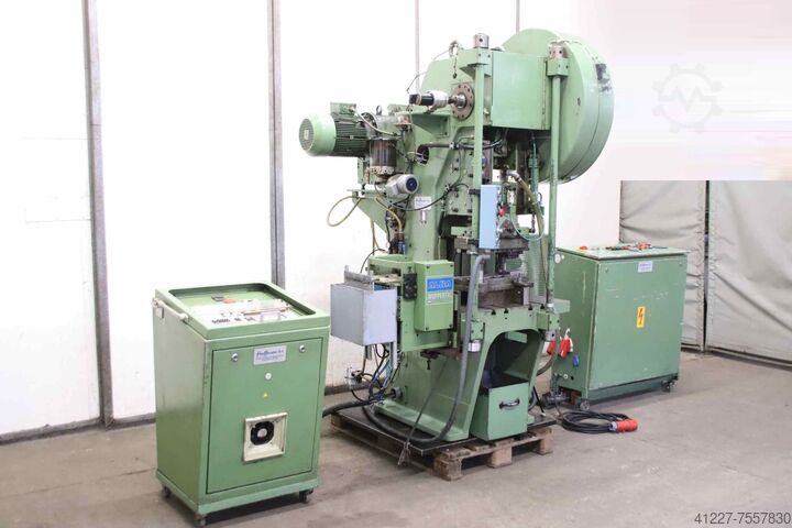 Эксцентриковый пресс с роликовой подачей 30 тонн Müller PDE30SLFHK