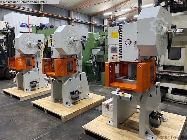 Эксцентриковый пресс - одиночная колонка SANGIACOMO T 30 CE