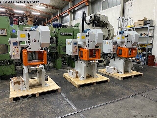 Эксцентриковый пресс - одиночная колонка SANGIACOMO T 20 CE