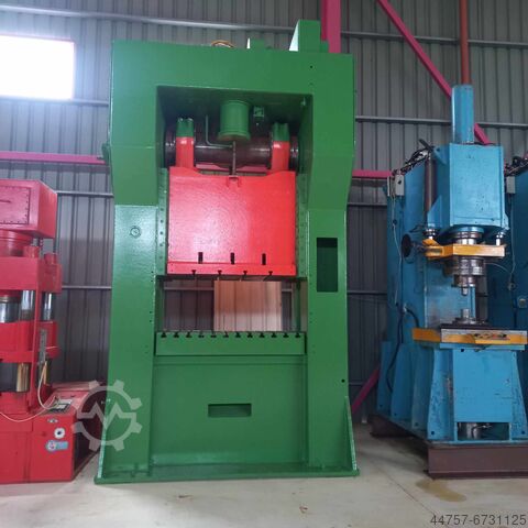 ЭКСЦЕНТРИКОВЫЙ ПРЕСС ДВОЙНОЙ СТЕНД SGP PEZZ 500/1700/1000