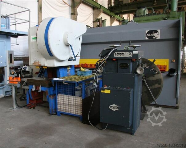 Двухколонный эксцентриковый пресс SMERAL LEN 63C