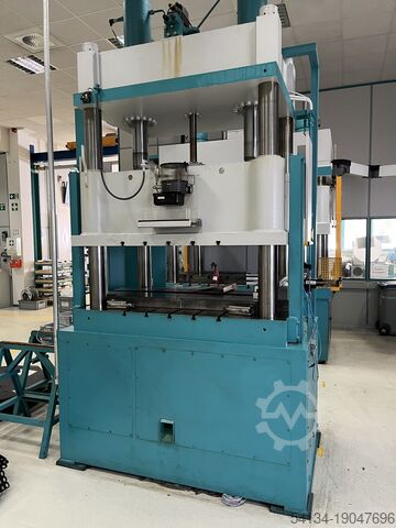 Пробный пресс для инструментов Woeste PG 1212-SO