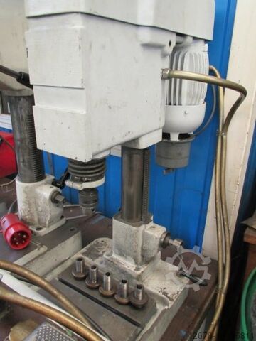 Настольный резьбонарезной станок WÖRNER AGE 6