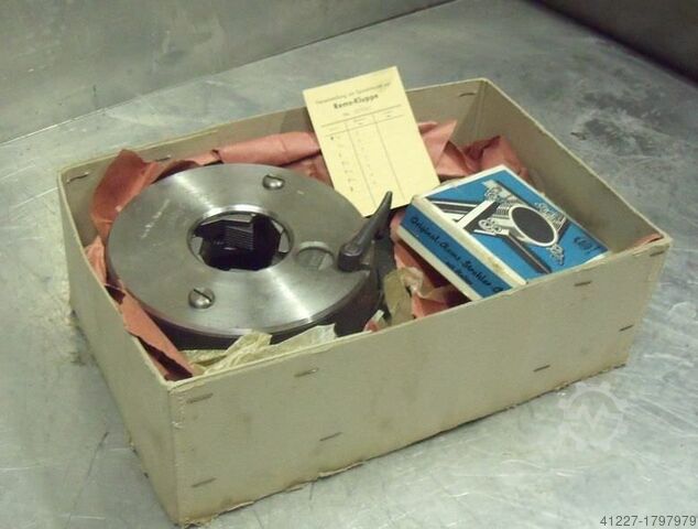 Режущая головка для нарезки резьбы с челюстями челюсти REMS 1/2