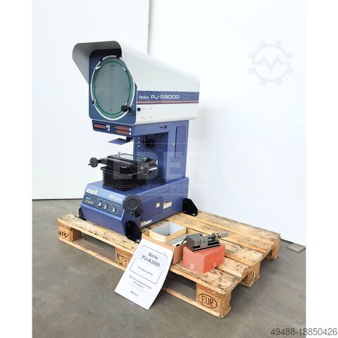 Профильный проектор Mitutoyo PJ-A-3000