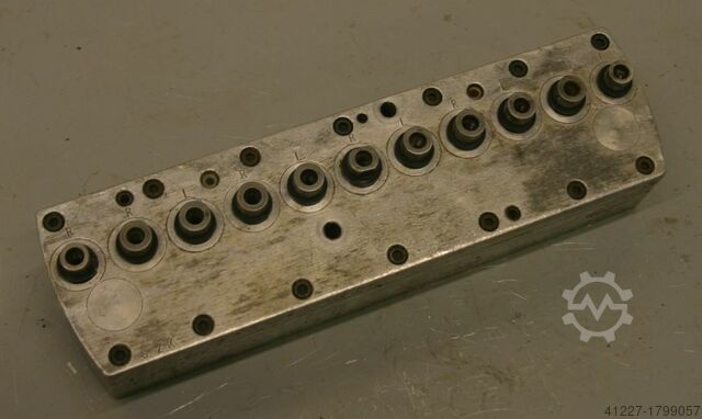 Многошпиндельная головка 11 дрелей Nottmeyer 32 Lochabstand