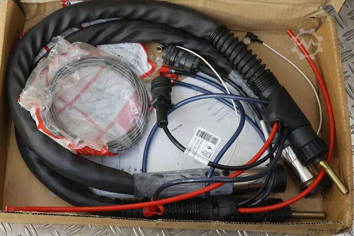 Сварочный аппарат FRONIUS ROBACTA SCHLAUCHPAKET 4,047,234,000 TPS 3200 4000 5000