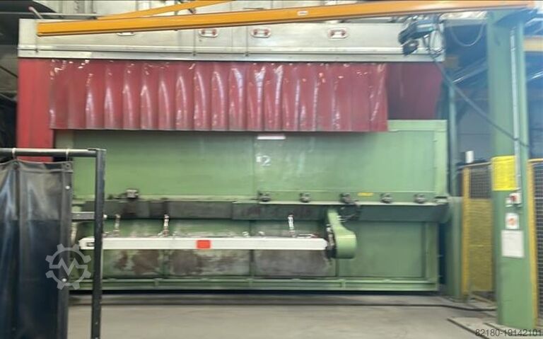 Сварочный робот Motomann Robotec RWV 32/32/32