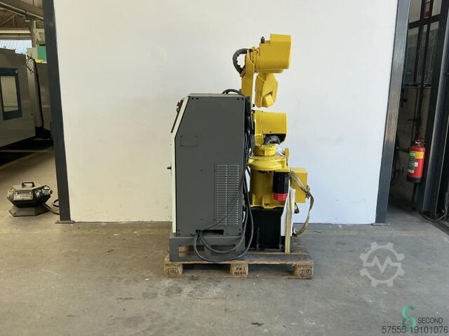 Робот Fanuc M-6i 1999 Fanuc M-6i M