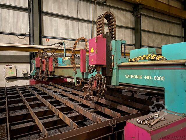 Sato Satronik HD8000 кислородно-топливный стол 6х24м Sato SATRONIK HD 8000 - 6x24m