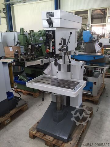 сверлильно-фрезерный станок Aciera 22 VA