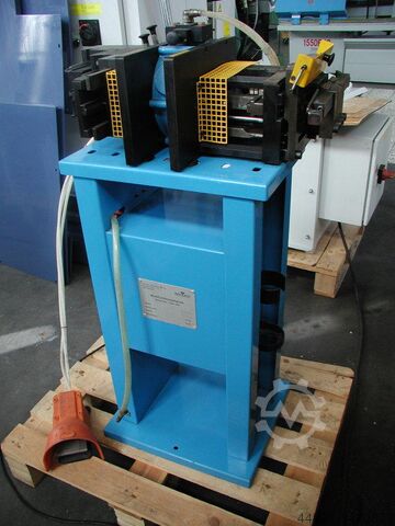 Многофункциональный штамповочный станок SCHUECO Royal S 65