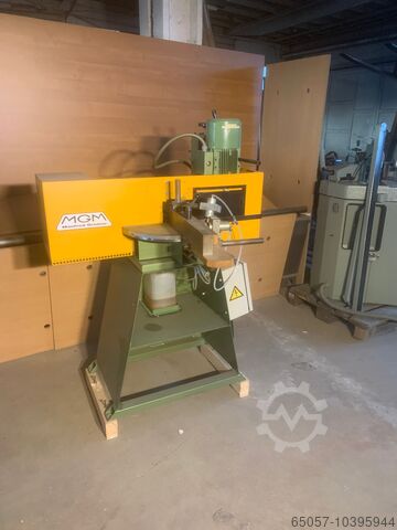 Фрезерный станок для столбов MGM AKF 250