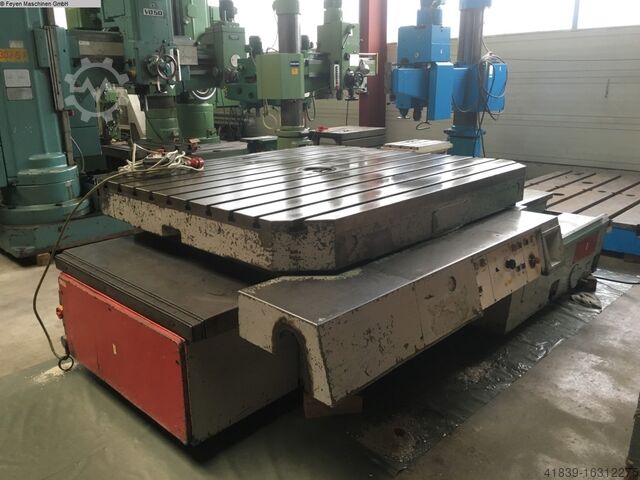 Стол для расточной фрезы UNION TI 1800