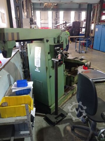 радиально-сверлильный станок България FU251