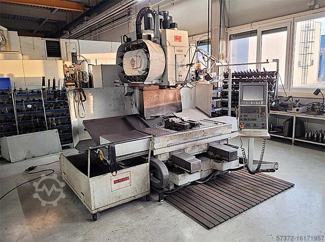 Фрезерный станок с ЧПУ Makino FNC-A20