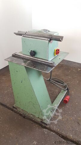 Прецизионный фрезерный станок для снятия заусенцев INDUMASCH KF 500