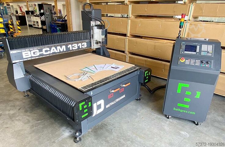 Портальный фрезерный станок Buth Graviersysteme BG-CAM 1313