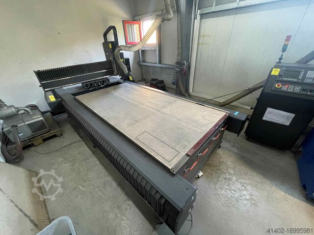 Портальный фрезерный станок BG Cam 1325 ATC