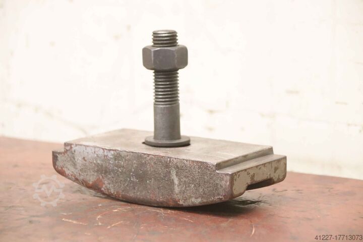 Нижний ободок unbekannt Spannbreite 142 mm