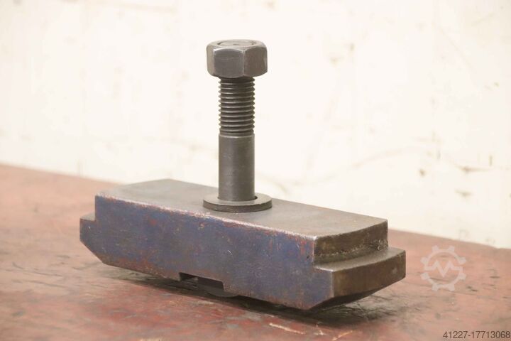 Нижний ободок unbekannt Spannbreite 167 mm