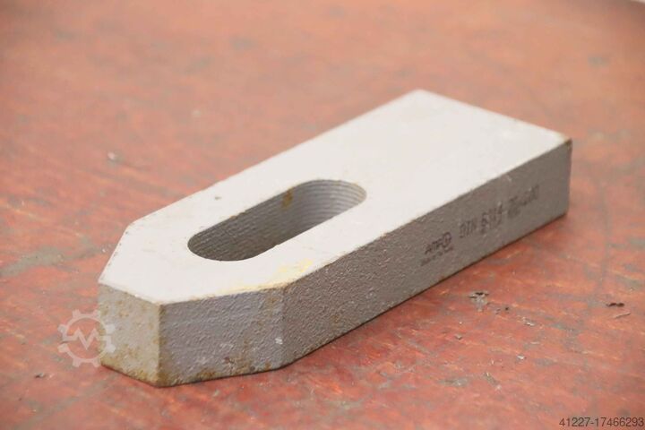 Зажимной инструмент 2 шт. AMF DIN 6314-26x200 70094