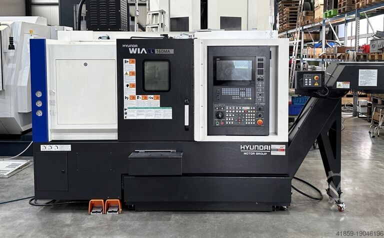Токарный станок с ЧПУ - станок с наклонной станиной HYUNDAI WIA L160MA