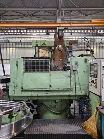 Вертикальный токарный станок с револьверной головкой Morando KL 12 CNC