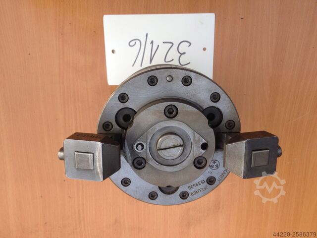 Два челюстных патрона Forkardt 2 FLU 160