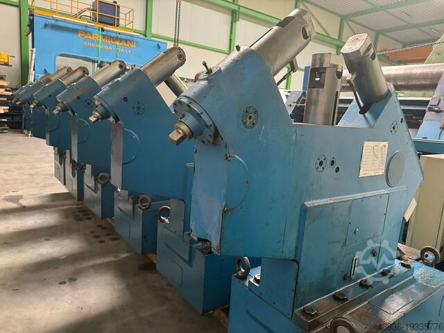 Токарный станок с ЧПУ SKODA - SR-3 Skoda SR-3