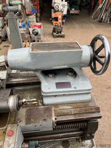 Хвостовая бабка  