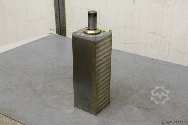 Магнитная пластина 100/100/H300 мм Braillon SPINALOR