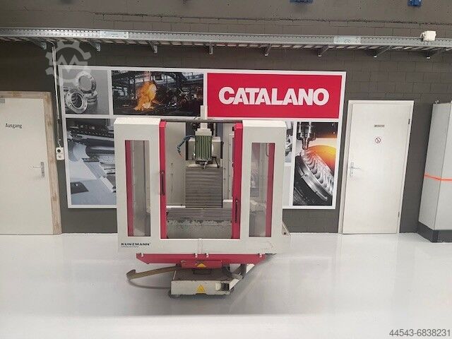 Универсальный фрезерный станок с ЧПУ Kunzmann WF 4/3