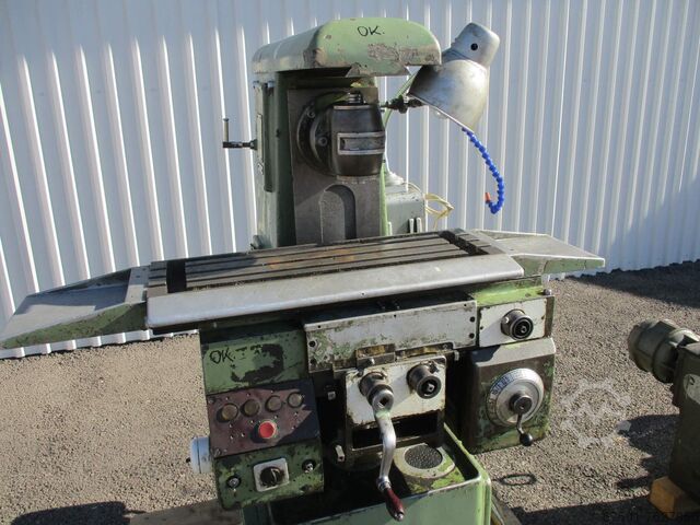 Фрезерный станок - вертикальный WMW VEB FW 200x630  ( 1920)